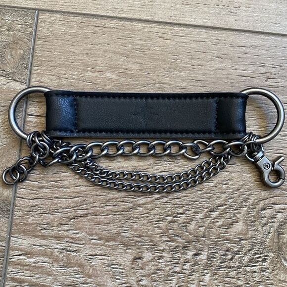 Dolls Kill Darker Wavs Obsession Box Exclusive Black Vegan Leather Cuff w Chains - Picture 5 of 5